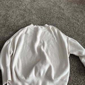 Chic Cream Women's Turtleneck Sweater